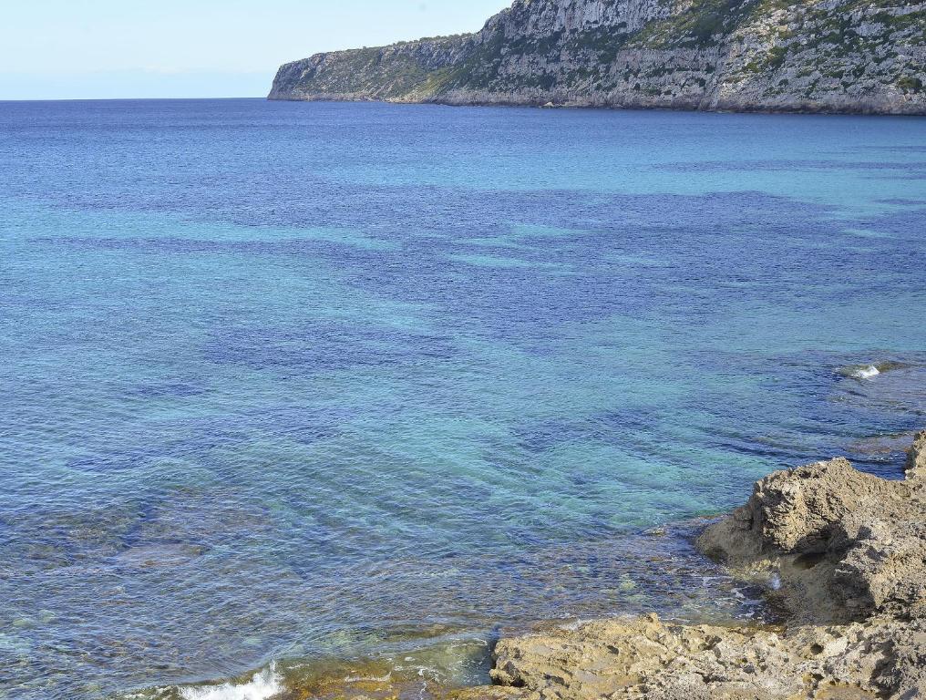 Apartamentos Noray Es Caló de Sant Agustí Esterno foto
