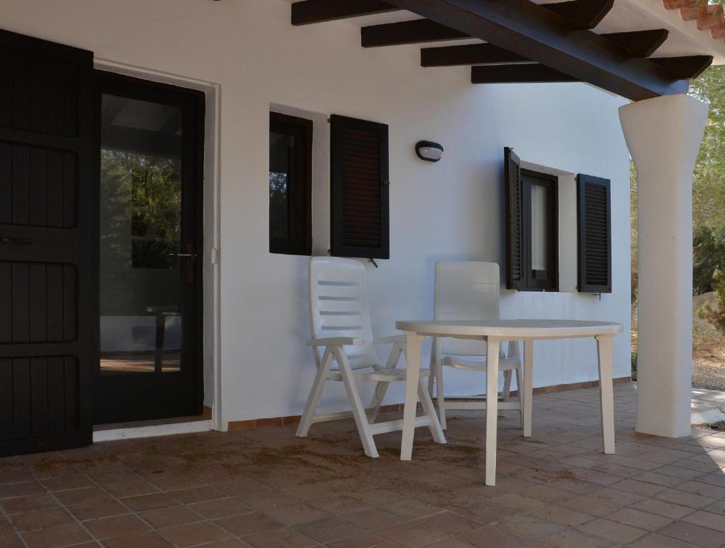 Apartamentos Noray Es Caló de Sant Agustí Camera foto
