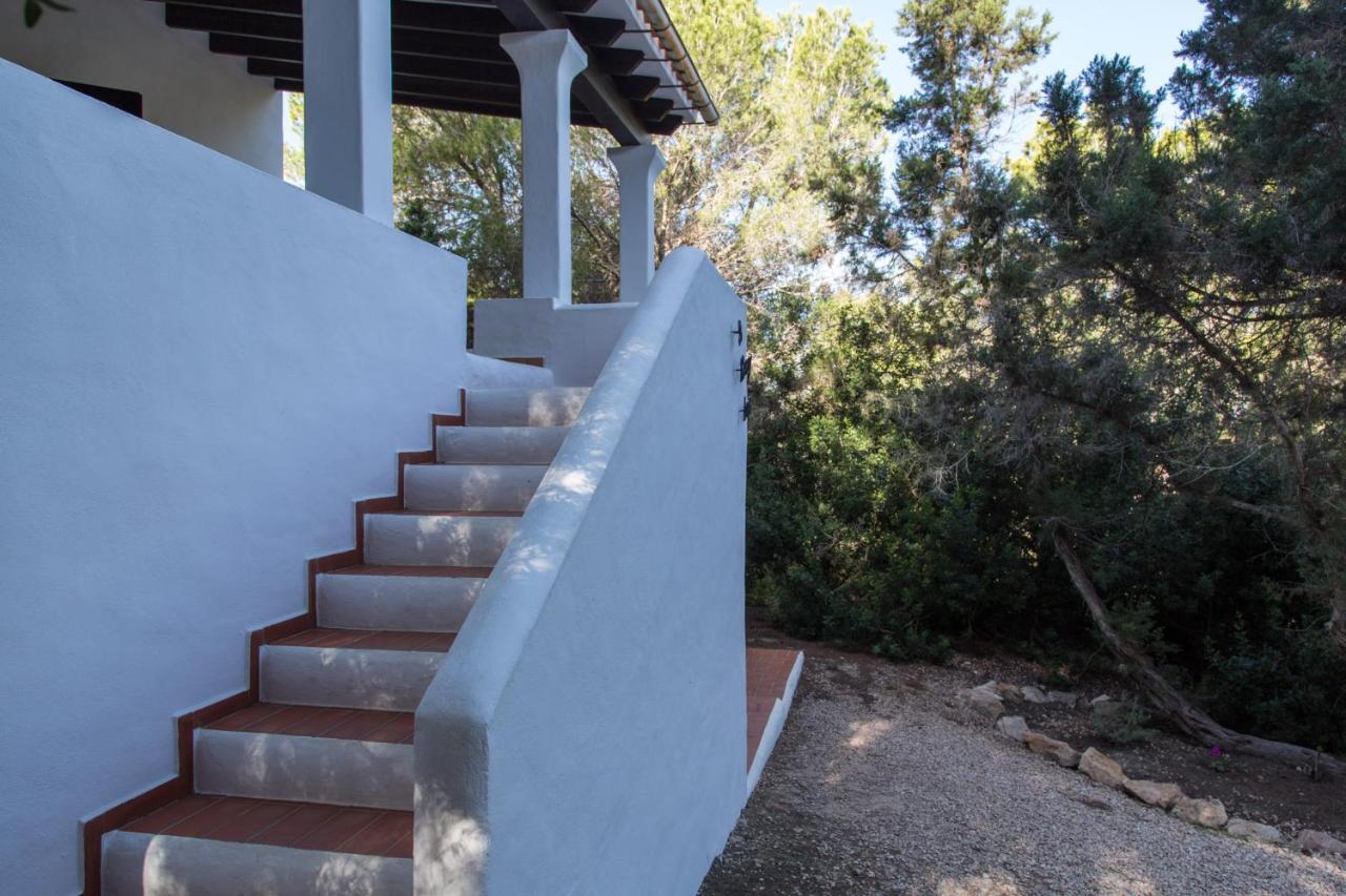 Apartamentos Noray Es Caló de Sant Agustí Esterno foto
