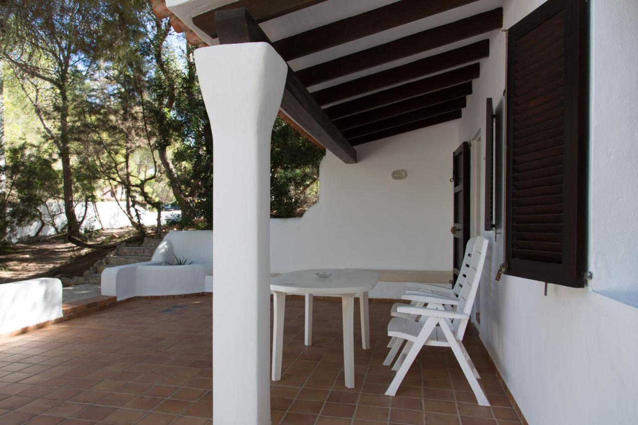 Apartamentos Noray Es Caló de Sant Agustí Esterno foto